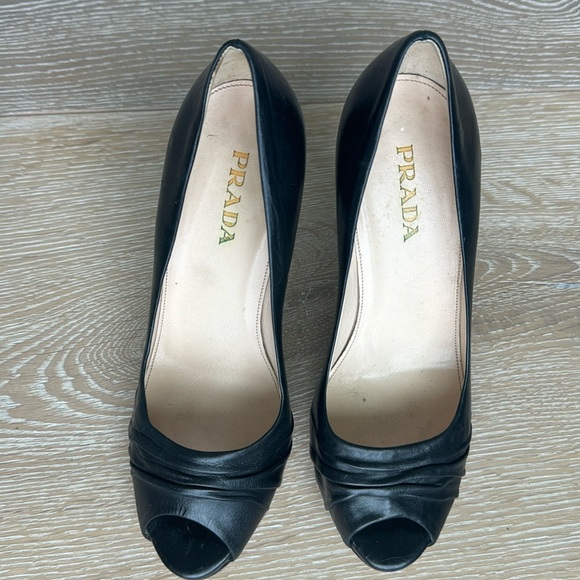 Prada black leather peep toe heels , 37.5 - Picture 1 of 6